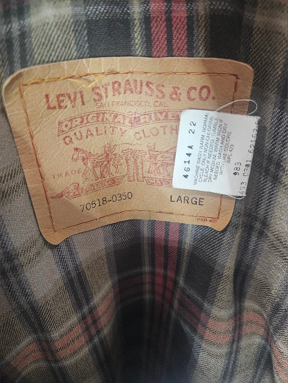 Levi's Distressed Trucker Jacket 70518 Men's Large - Picture 7 of 10